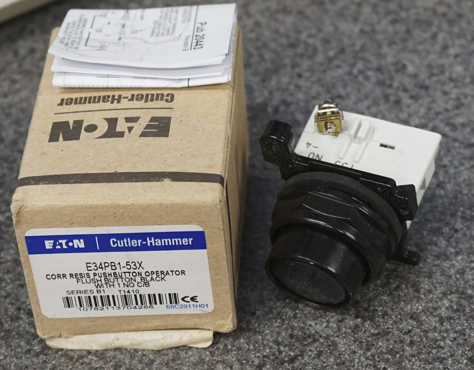 EATON E34PB1-53X PUSHBUTTON OPERATOR SWITCH 30MM NEMA 4X 1 NO CONTACT BLOCK E34