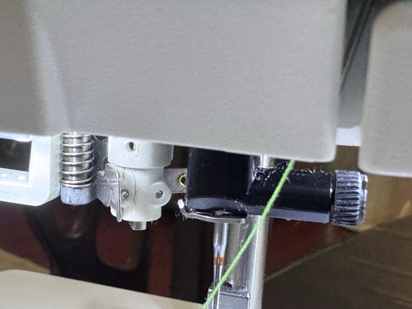 PFAFF Performance 5.0 Electric Sewing Machine with IDT