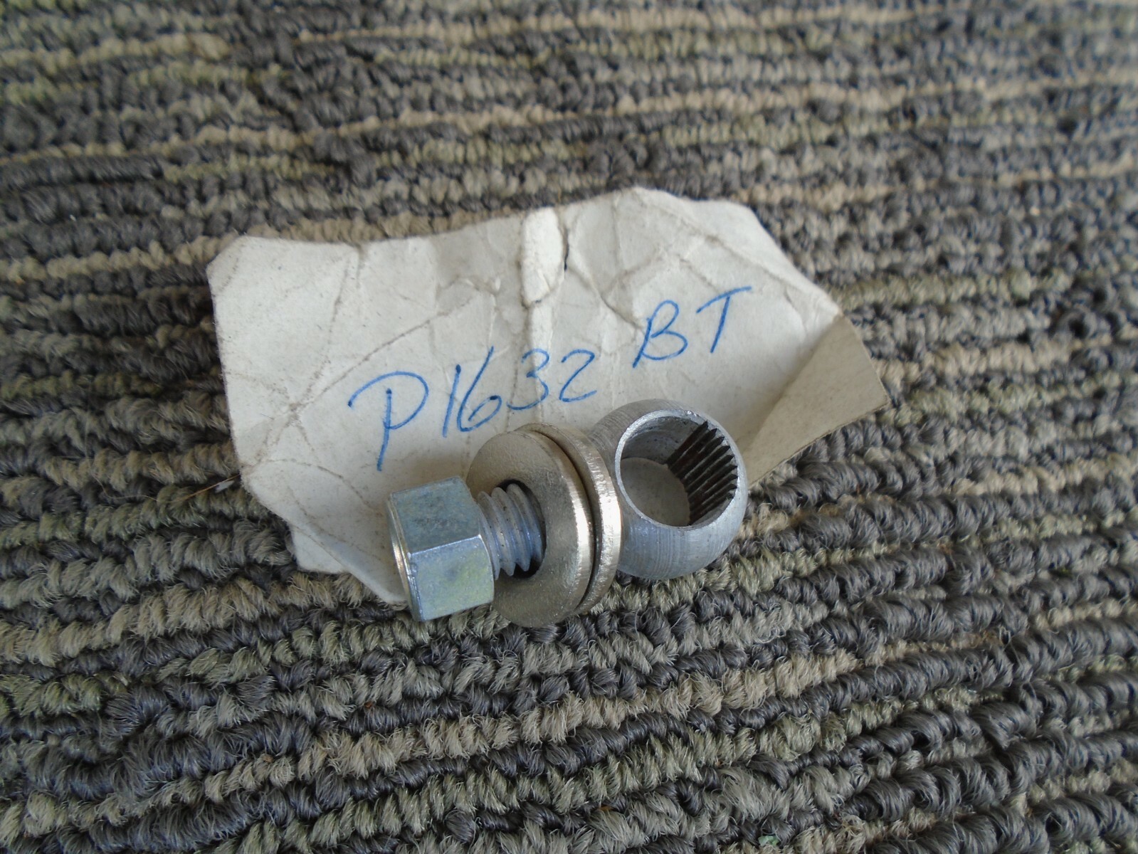 VINTAGE LUDWIG EYE EYELET BOLT HEX NUT ASSEMBLY-P-1632BT-TOM POST RAIL-MINT!