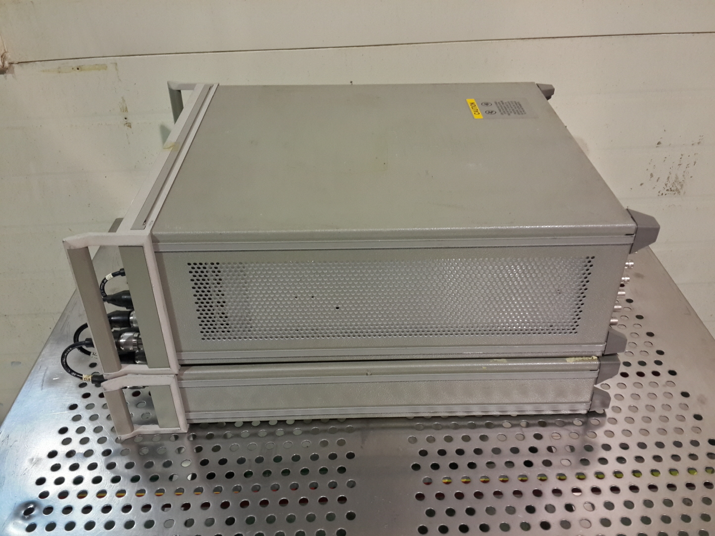 Used HP Agilent 8753C Network Analyzer with 85046A S-Parameter Test Set