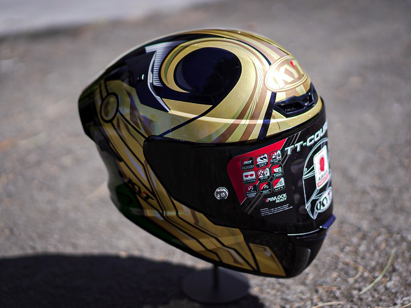 KYT TT COURSE LOKI MARVEL LIMITED EDITION Size M
