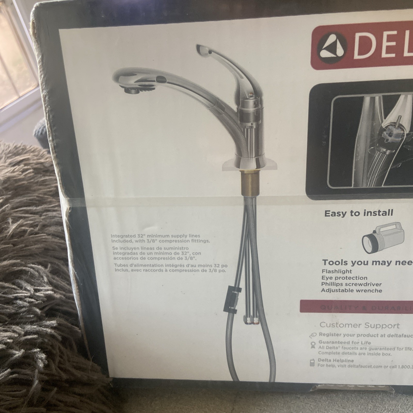 Delta Kitchen Cicero Single-Handle Pull-Out Sprayer Kitchen Faucet in Chrome wit