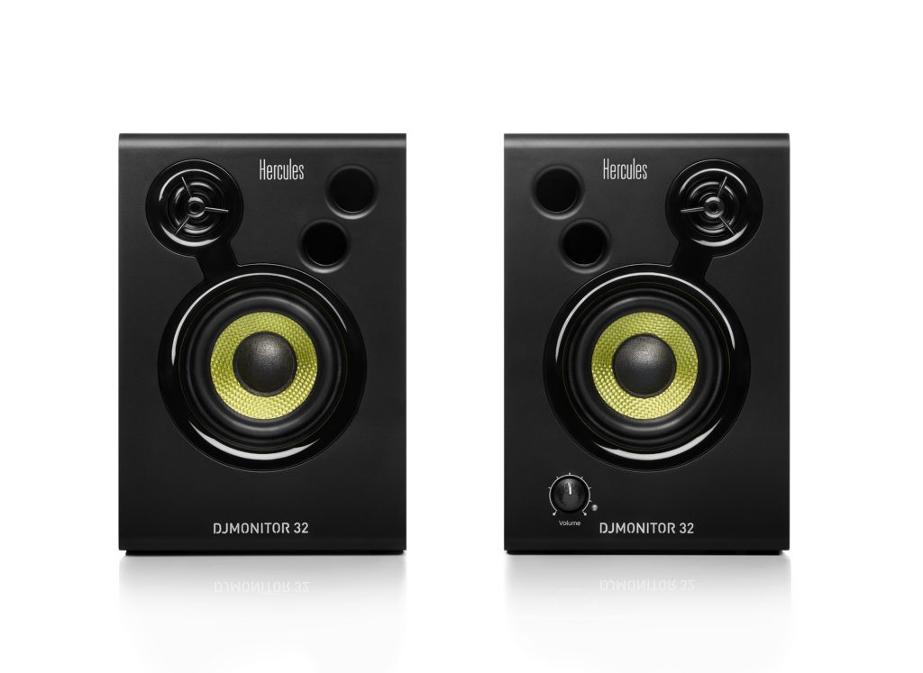 Hercules DJStarter Kit with DJControl Starlight, DJMonitor 32, HDP DJ M40.& More