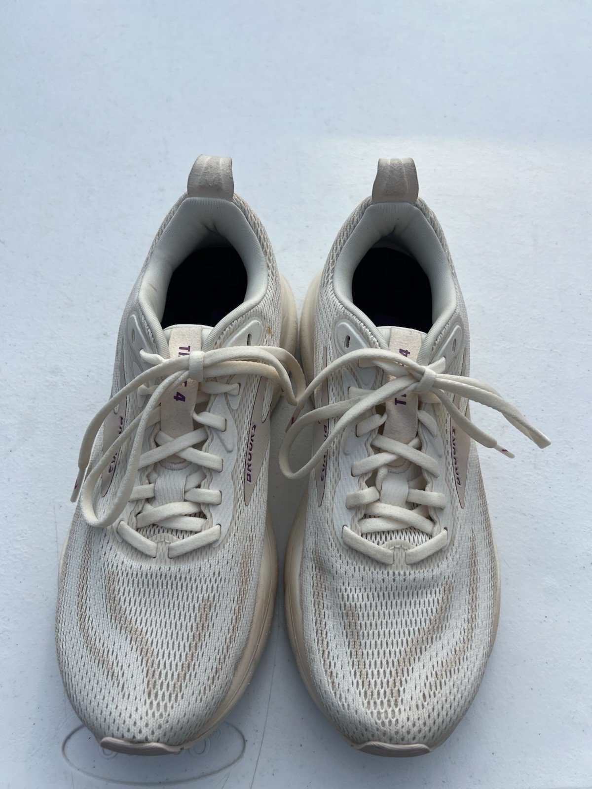 Women’s Brooks Running Shoes Size 7.5