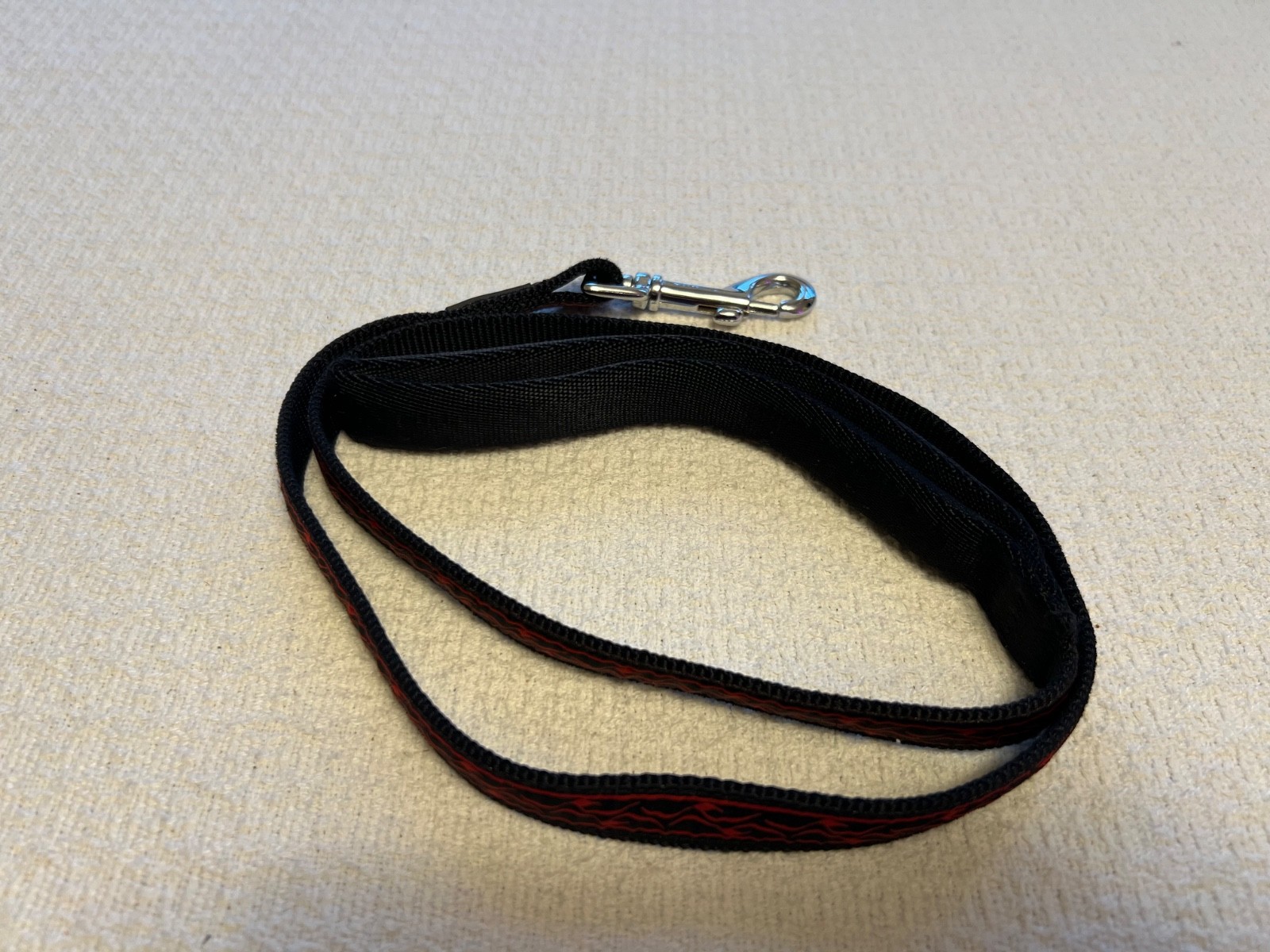 Avenue 46" Dog Leash w/ Red Flame Decoration, Metal Closure, Padded Handle