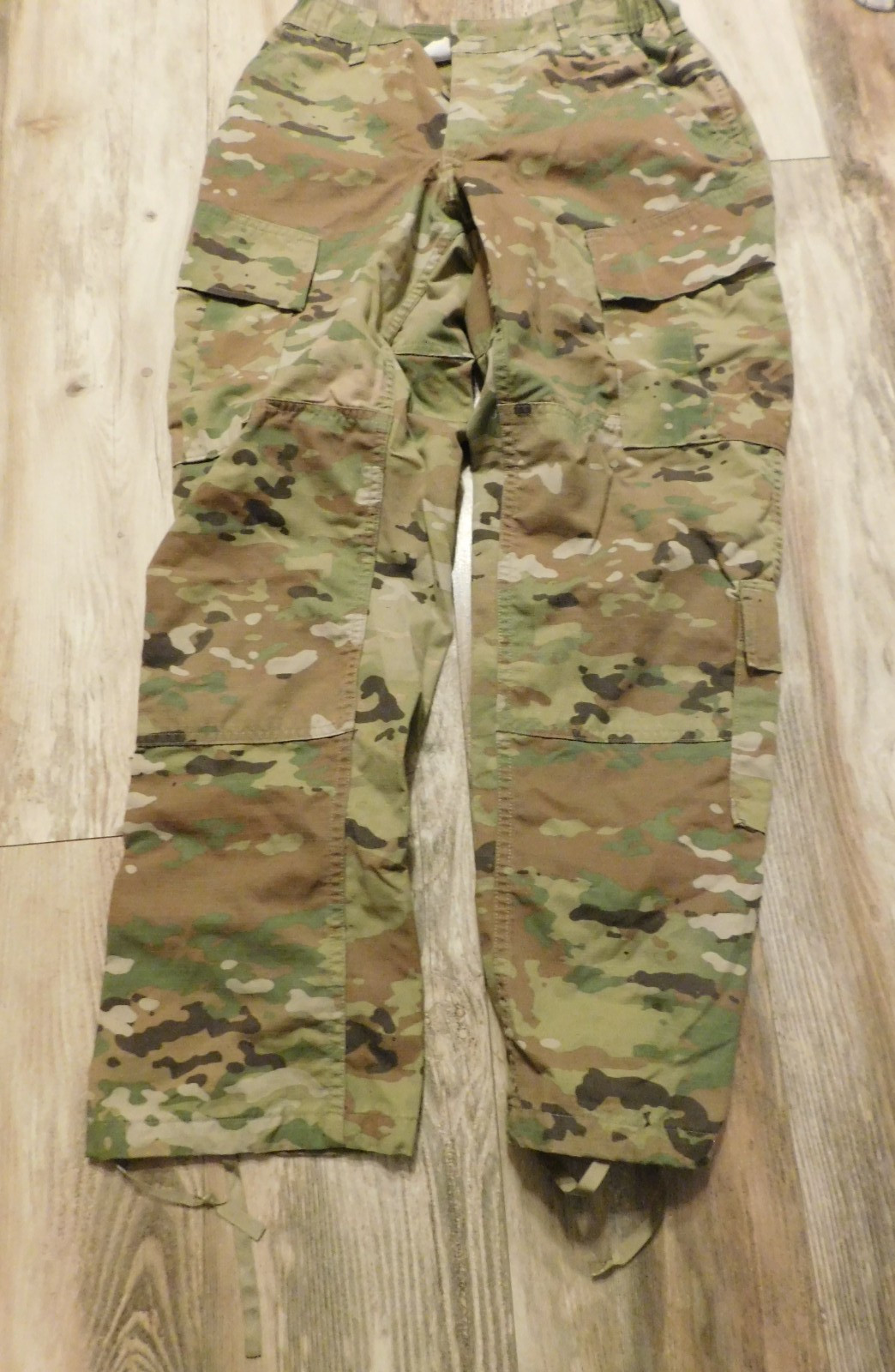 US ARMY OCP FEMALE  PANTS  SIZE 28 REGULAR