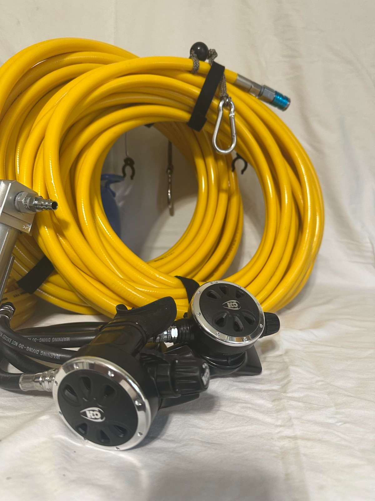 Hookah diving 12-volt 2 diver Elite series compressor & float w/dual 25' hoses