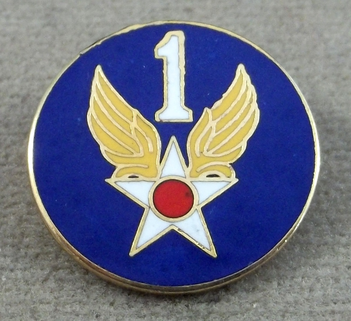US Army Air Force 1st Air Force Unit Crest Insignia - Clutchback