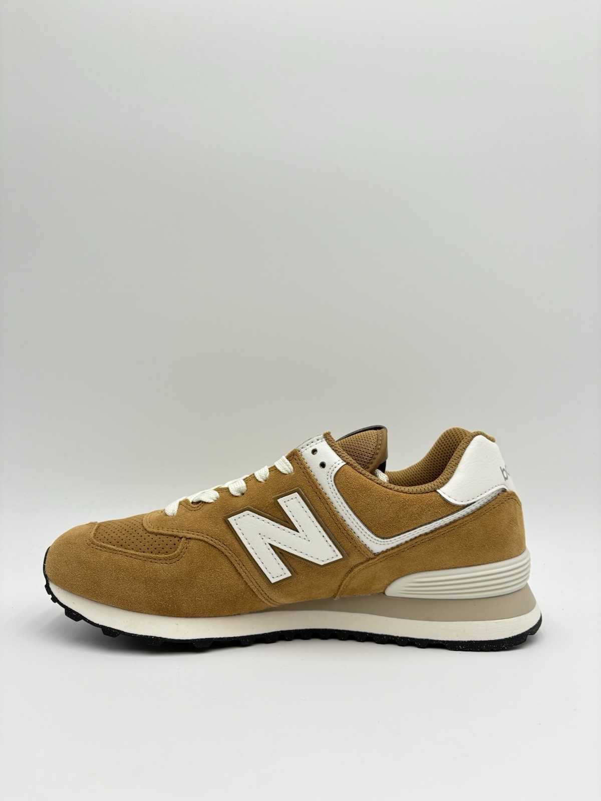 New Balance Men's 574 Classics Multiple Sizes Brown/White |U574WCE|