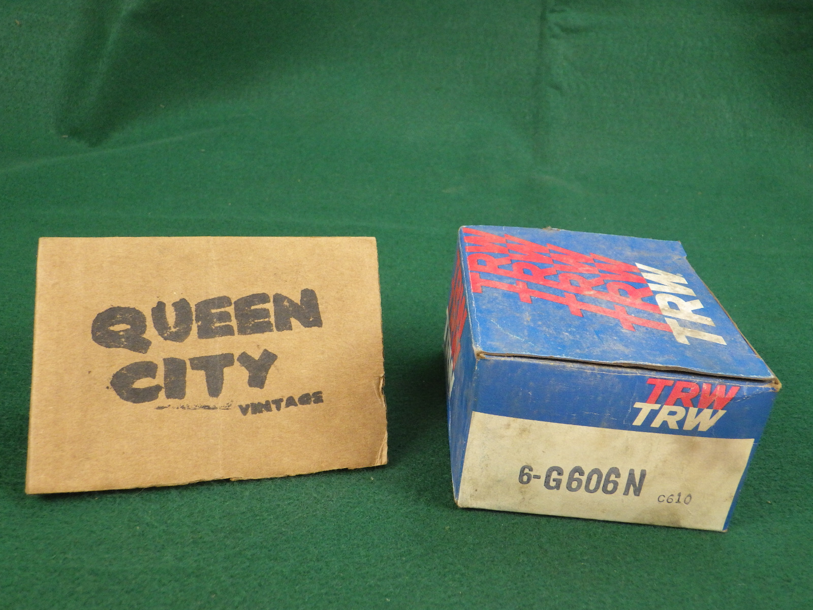 NOS/New Vintage TRW steel valve guides G606N 12 pieces Cummins NH,NHS,NRT NRTO