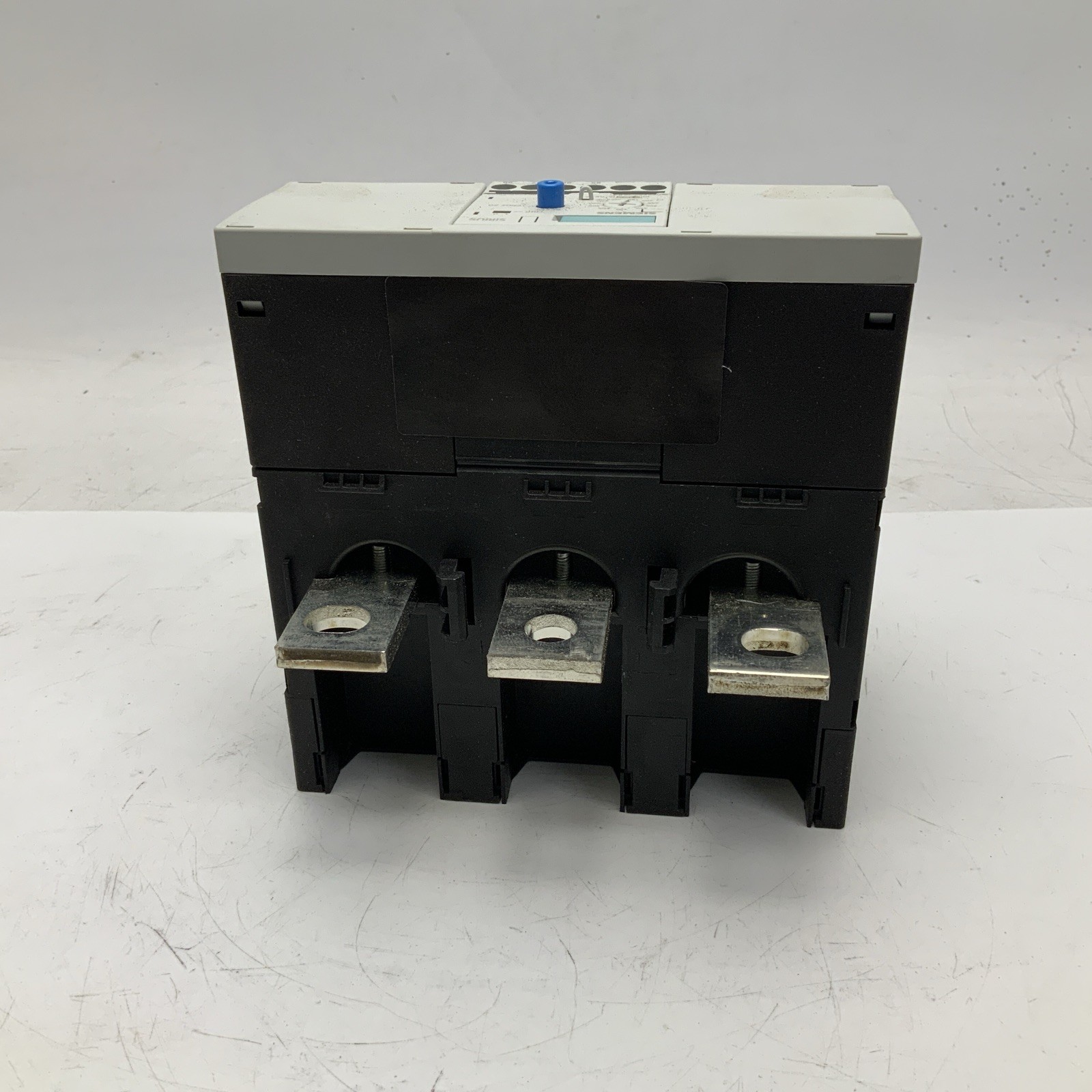 NEW SIEMENS 3RB2066-2MC2 SOLID STATE RELAY
