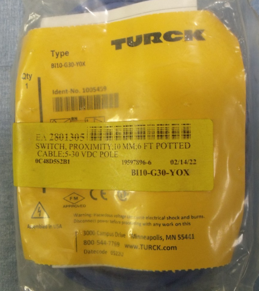 NIB Turck 1005459     BI10-G30-Y0X  Proximity switch 5-30VDC