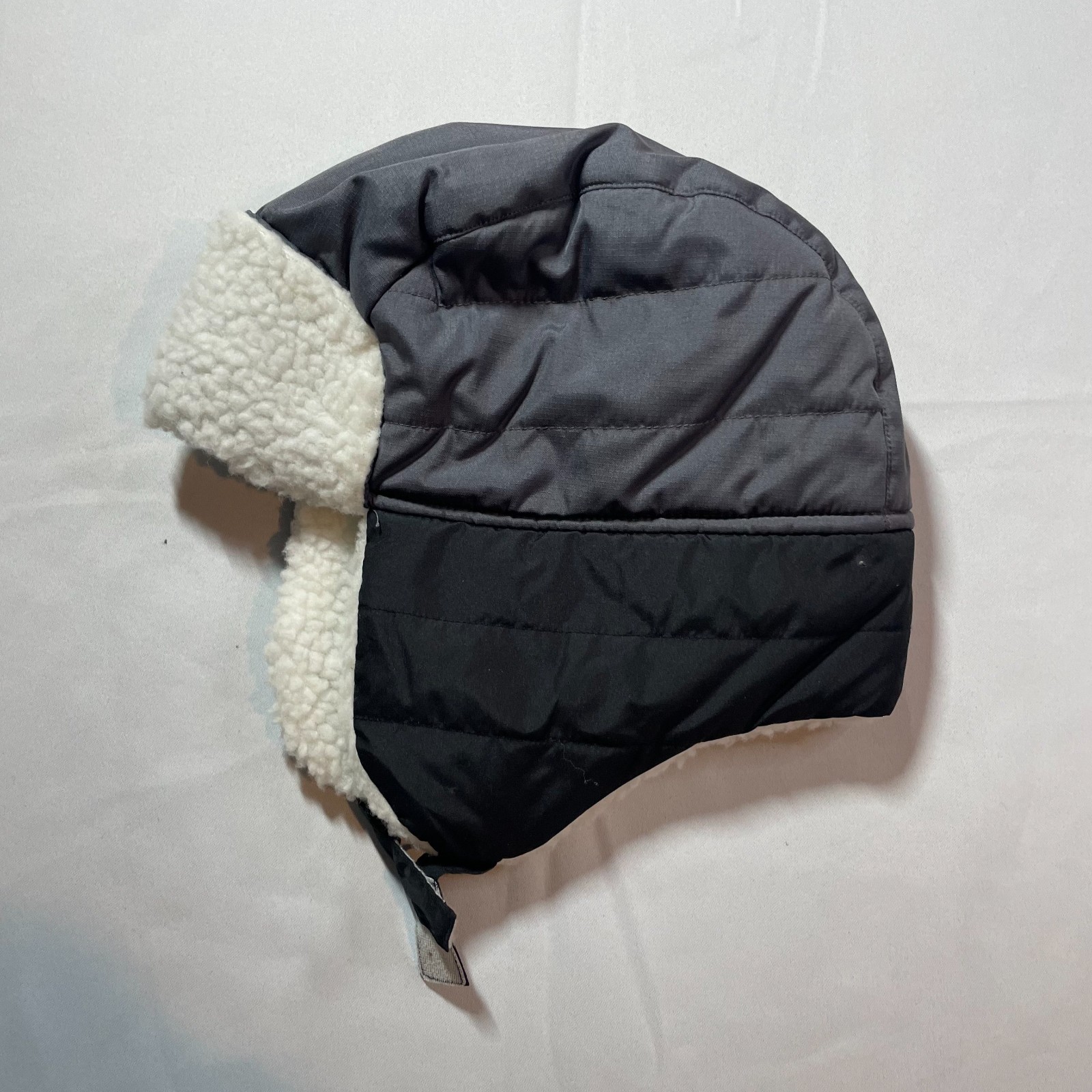 Swiss Tech Trapper Hat Ear Flaps Quilted Winter Black Unisex Kids Small/Medium
