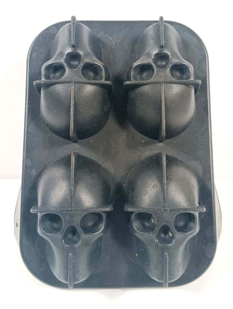 Skull Ice Cube Tray Halloween Silicone Rubber Preowned