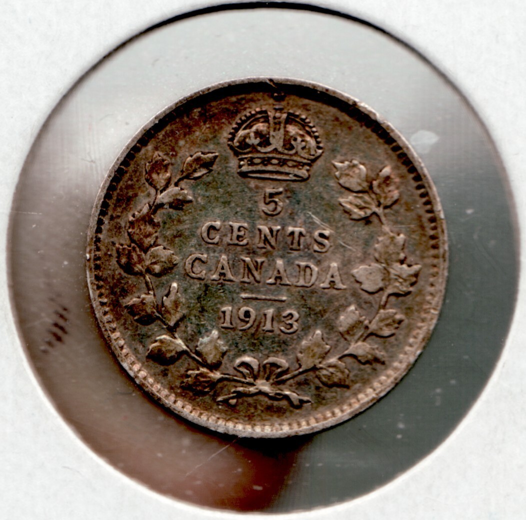 Vtg - 1913 Canadian Silver 5 Cent Coin / An excellent looking antique.