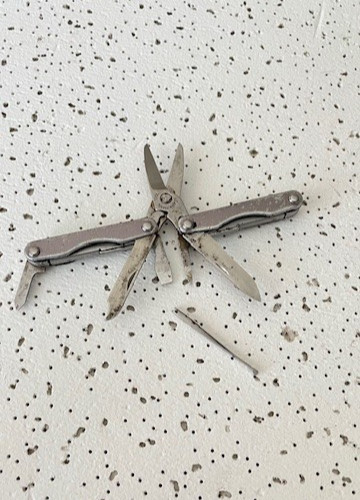 Leatherman SQUIRT S4 Silver Scissors Knife File Multi Tool - - - - -