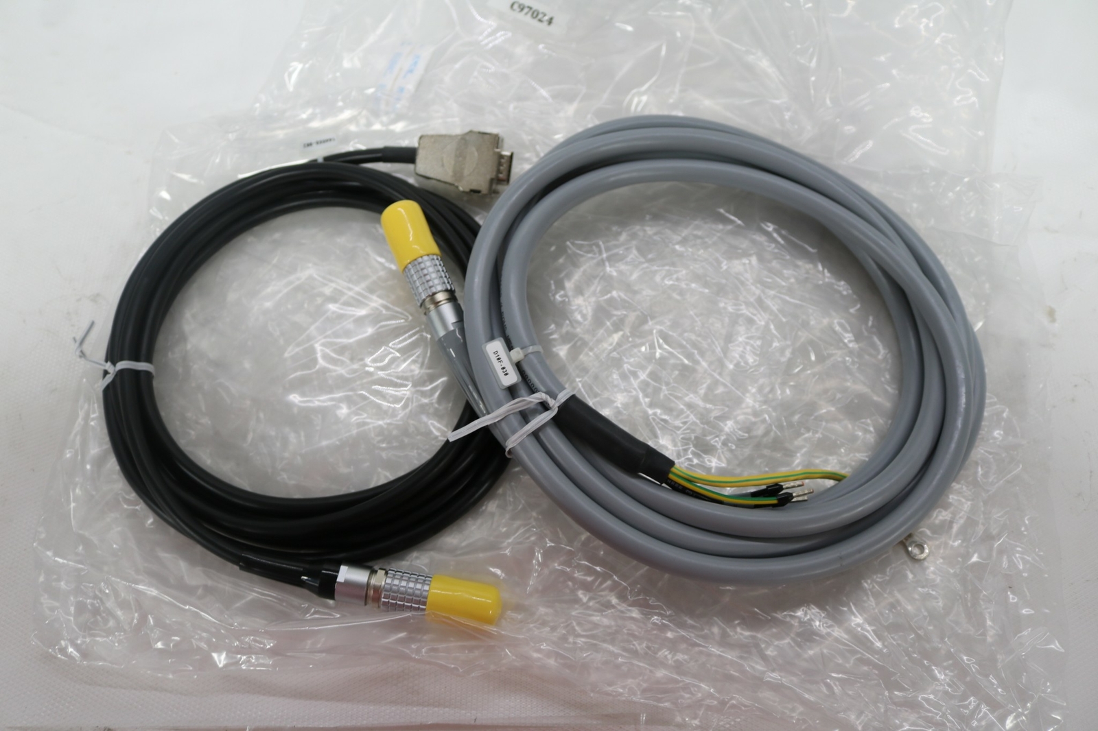 D10F-030 & 171128 Cable Set 6-Pin Power Cable & 16-Pin Data Cable Wet Dry DB15