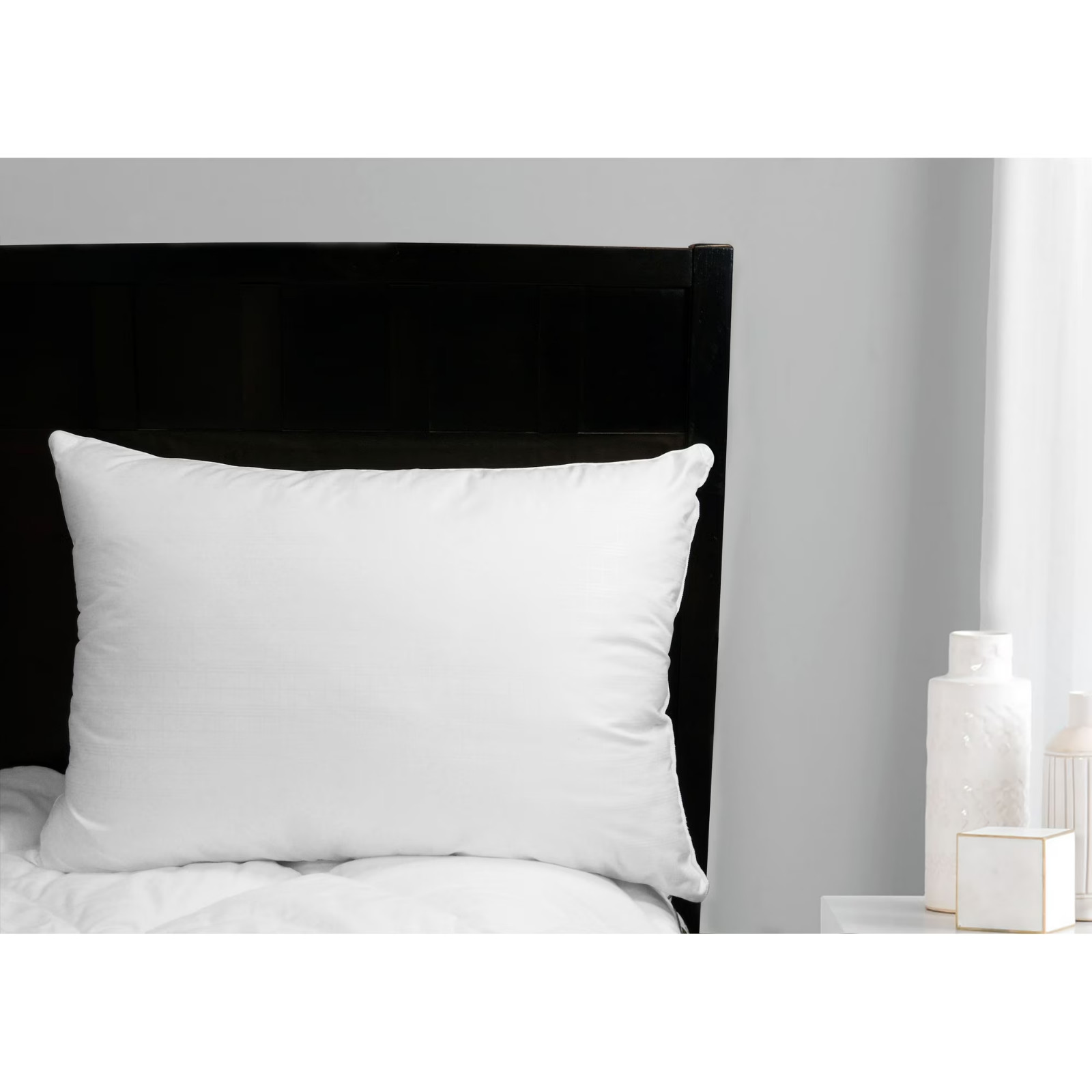 (4 pack) Mainstays Comfort Complete Bed Pillow, Standard/Queen