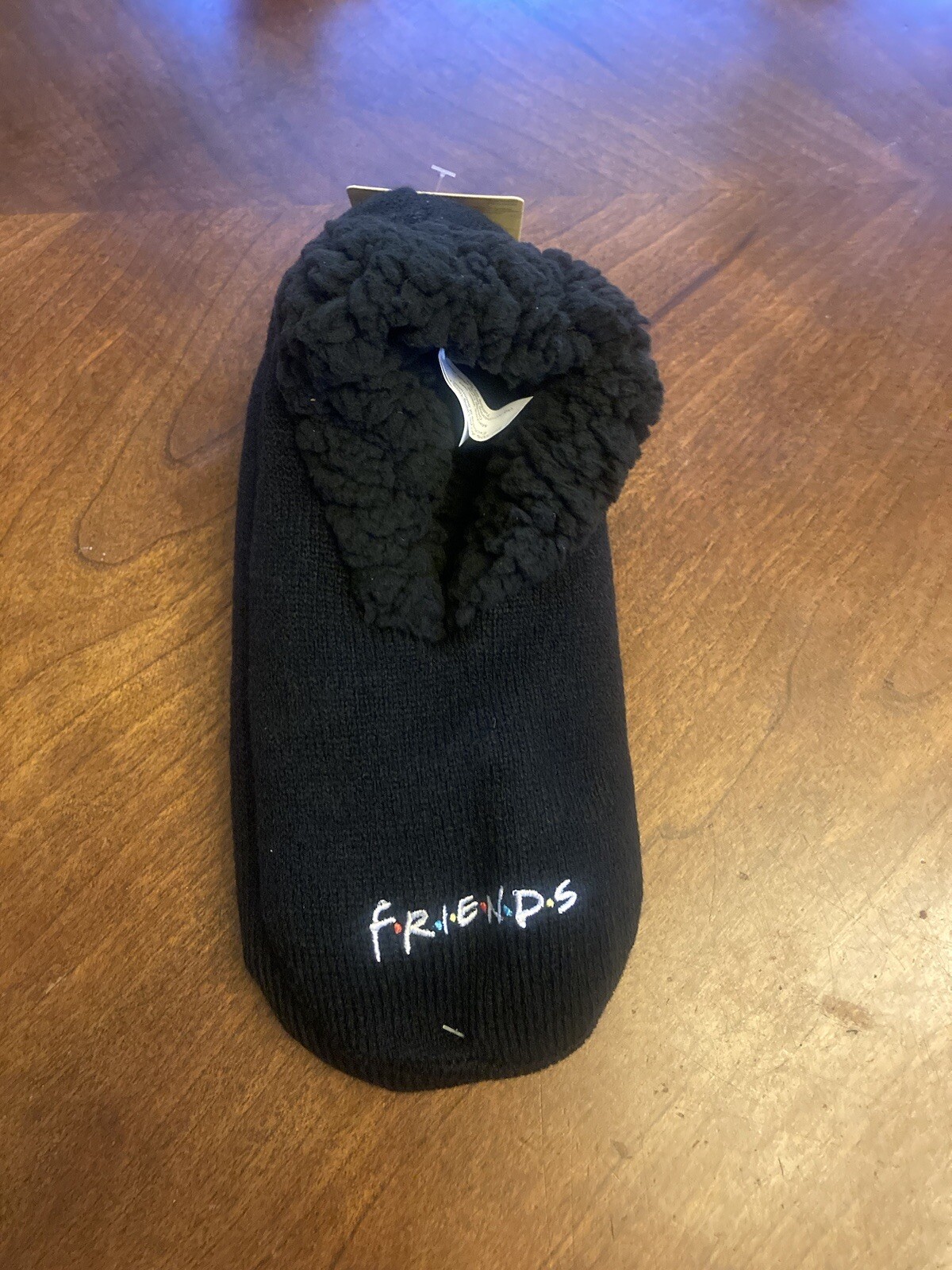 NWT F.R.I.E.N.D.S Themed Fuzzy Slippers FREE SHIP!