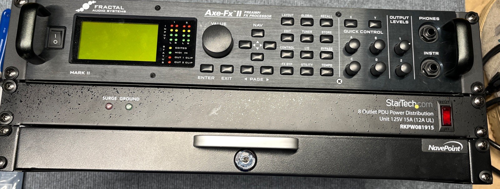 FRACTAL AUDIO SYSTEMS Axe-Fx II Guitar Multi Effects Processor Tested Working