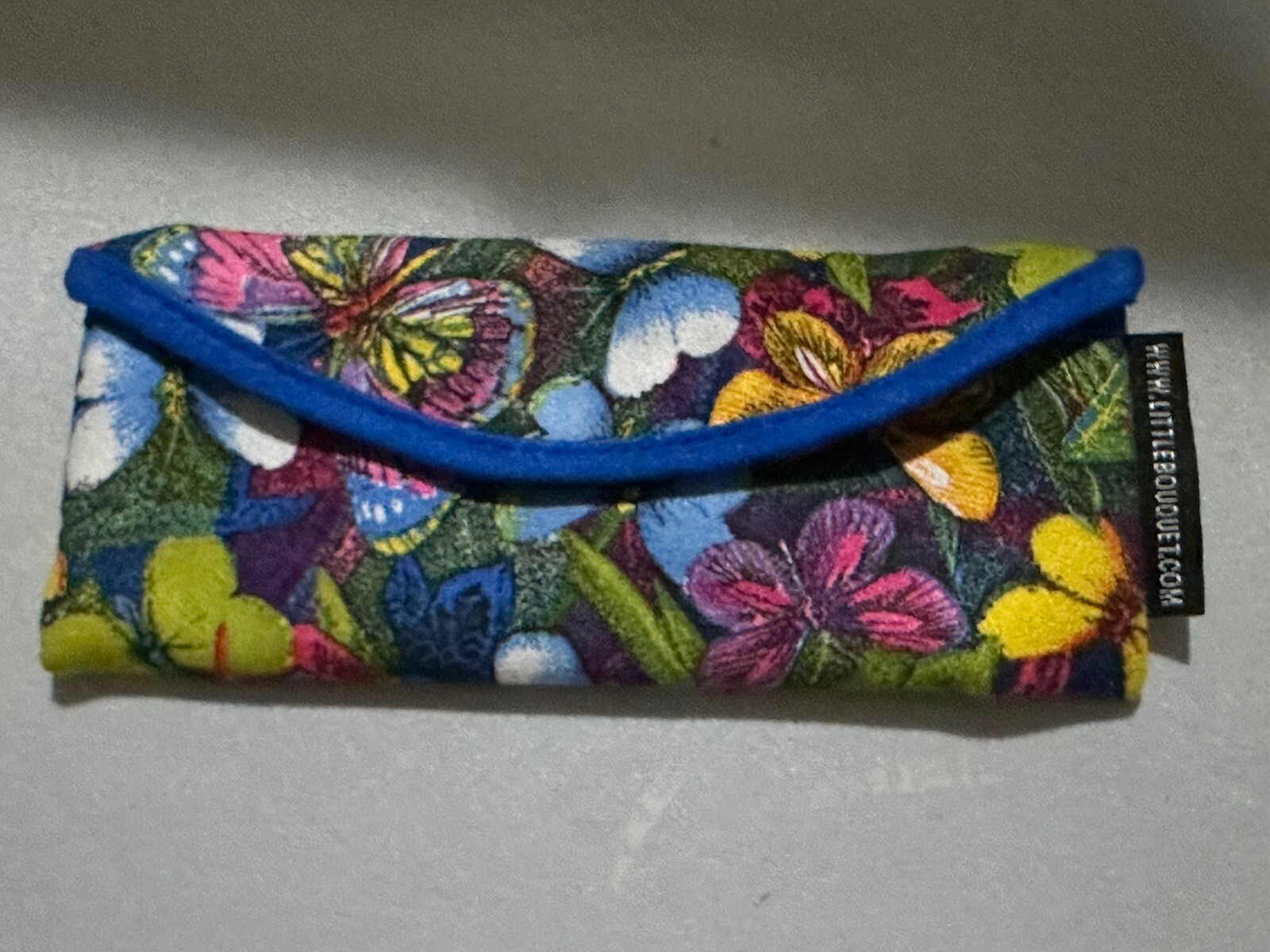 New Soft Cloth Suede Fabric Eyeglass Case with multicolor Butterflies Butterfly
