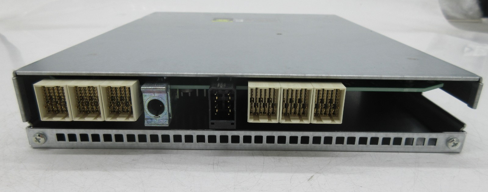 NetApp IOM6 111-00190+B0 SAS Storage Controller Ethernet Server Module