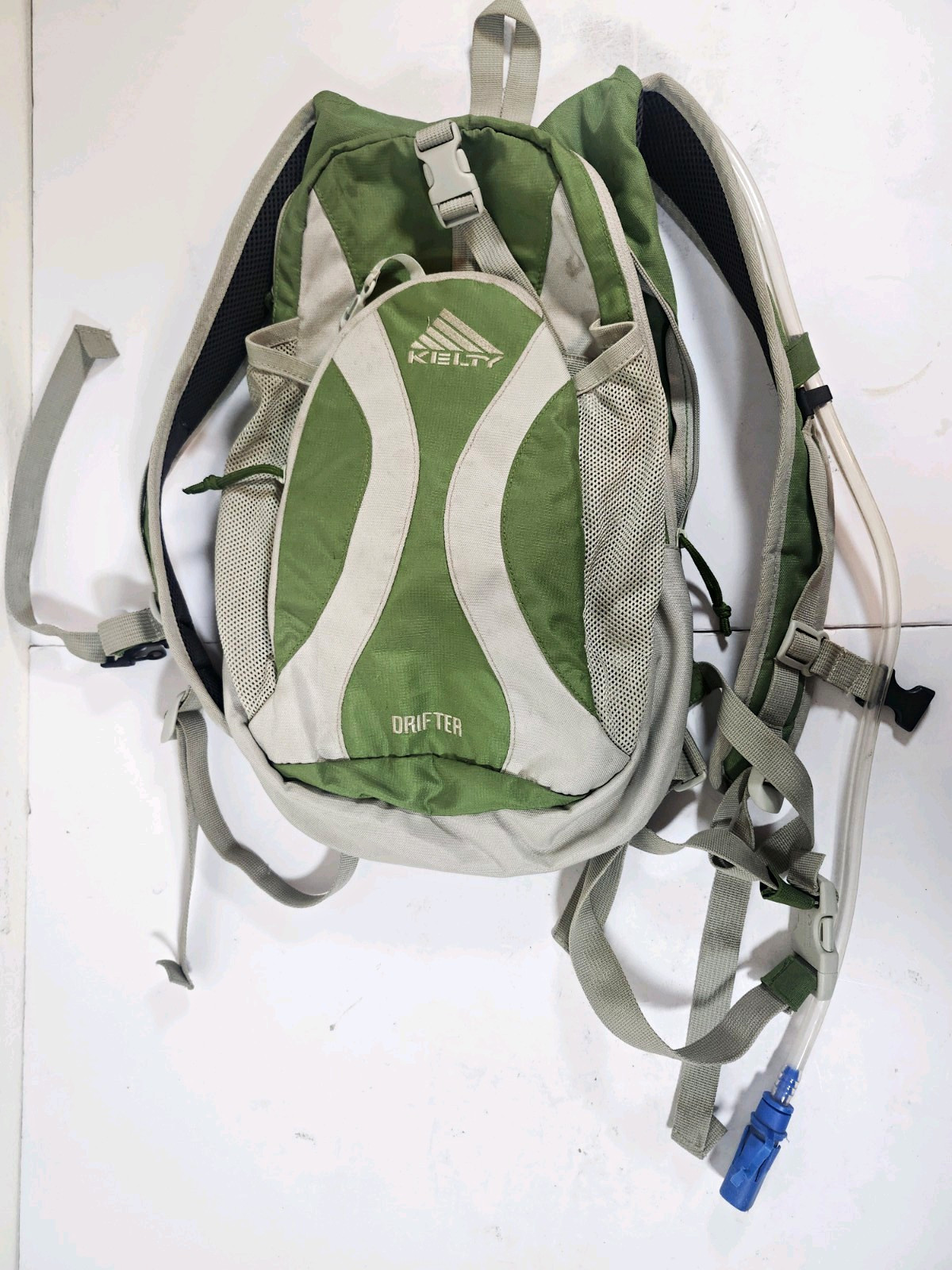 Kelty Drifter Hydration Pack Green/Gray 2L Reservoir Padded Straps 3 Pockets