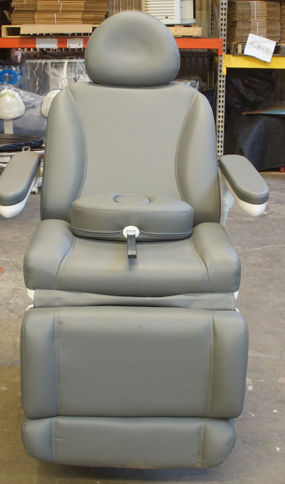 MediLux MD4-2000 Programmable Procedure Chair (FA3)