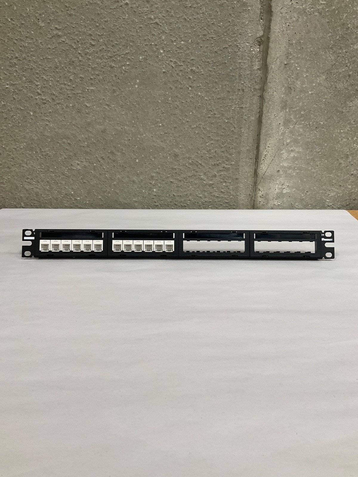 Panduit CPPL6FP Modular Patch Panel