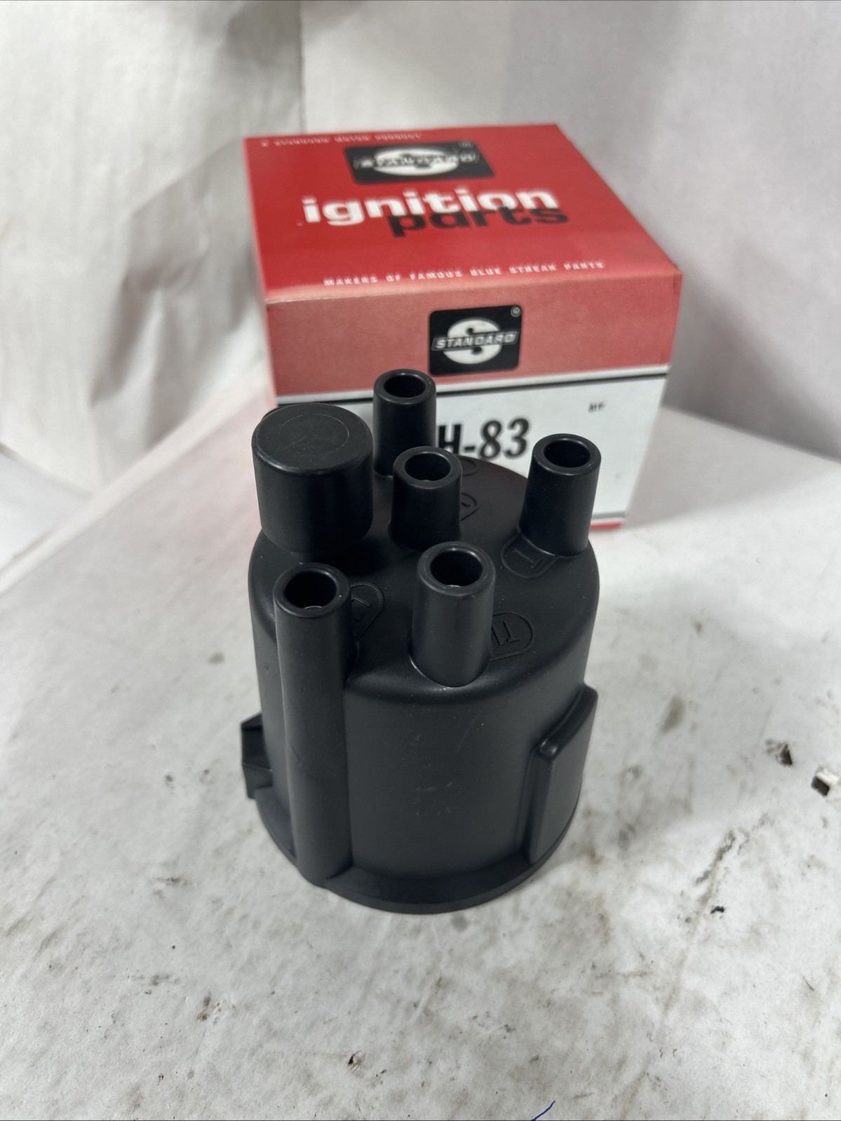 1980-85 Mazda RX-7 Distributor Cap NOS Standard JH-83 Good Parts