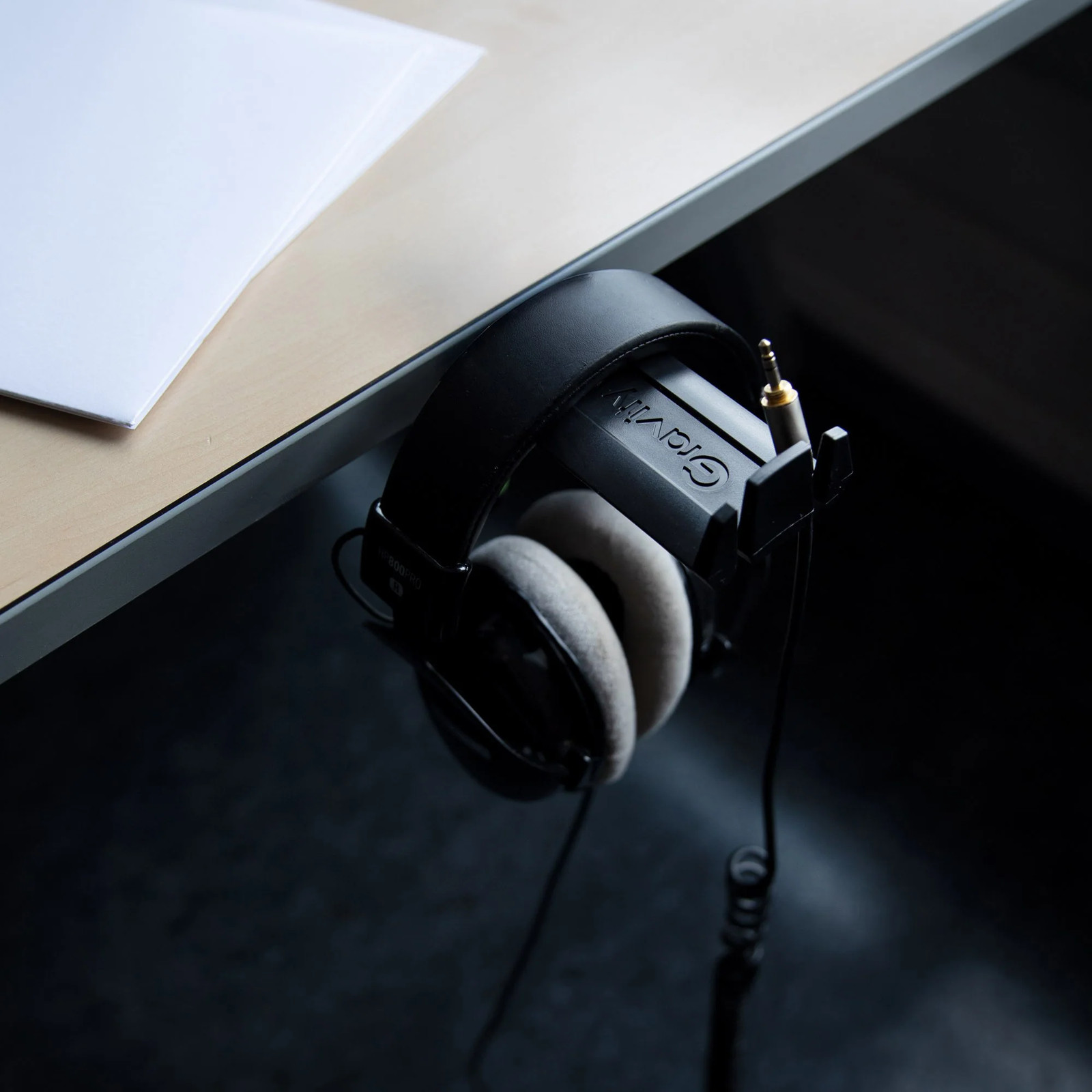 Gravity Stands Headphone Hanger Desk Mount