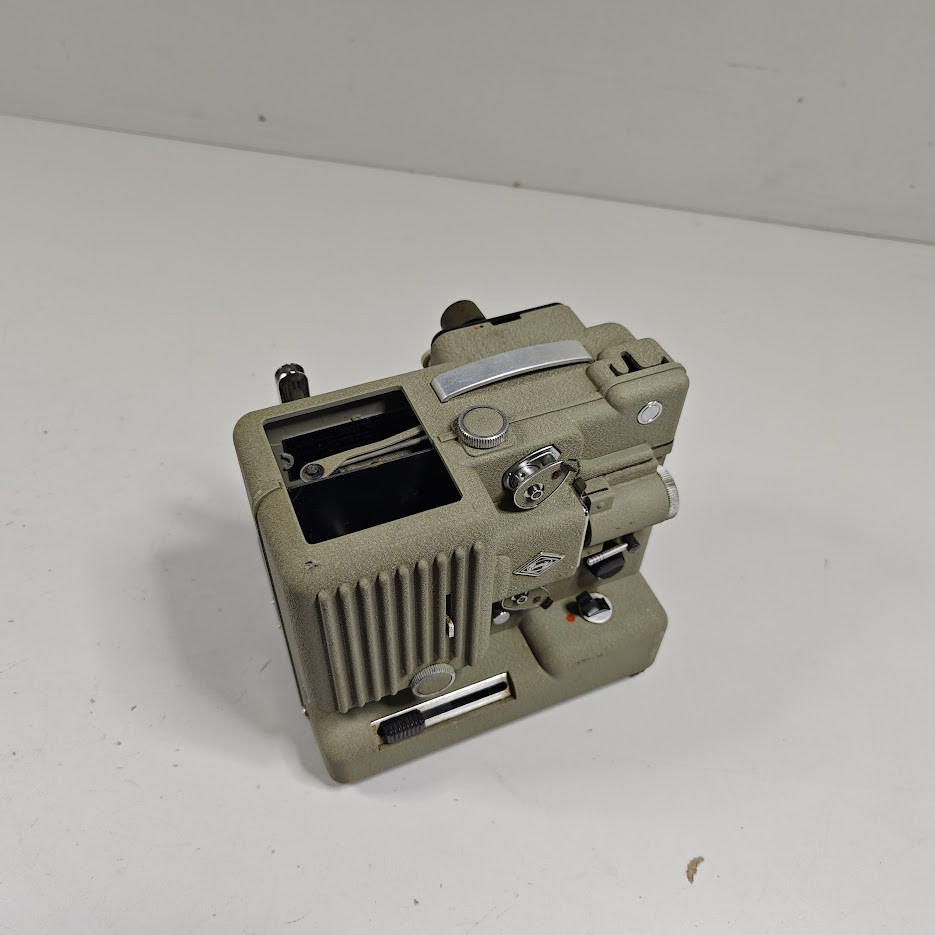 Eumig P8 Imperial Projector - Untested, For Parts/Repair