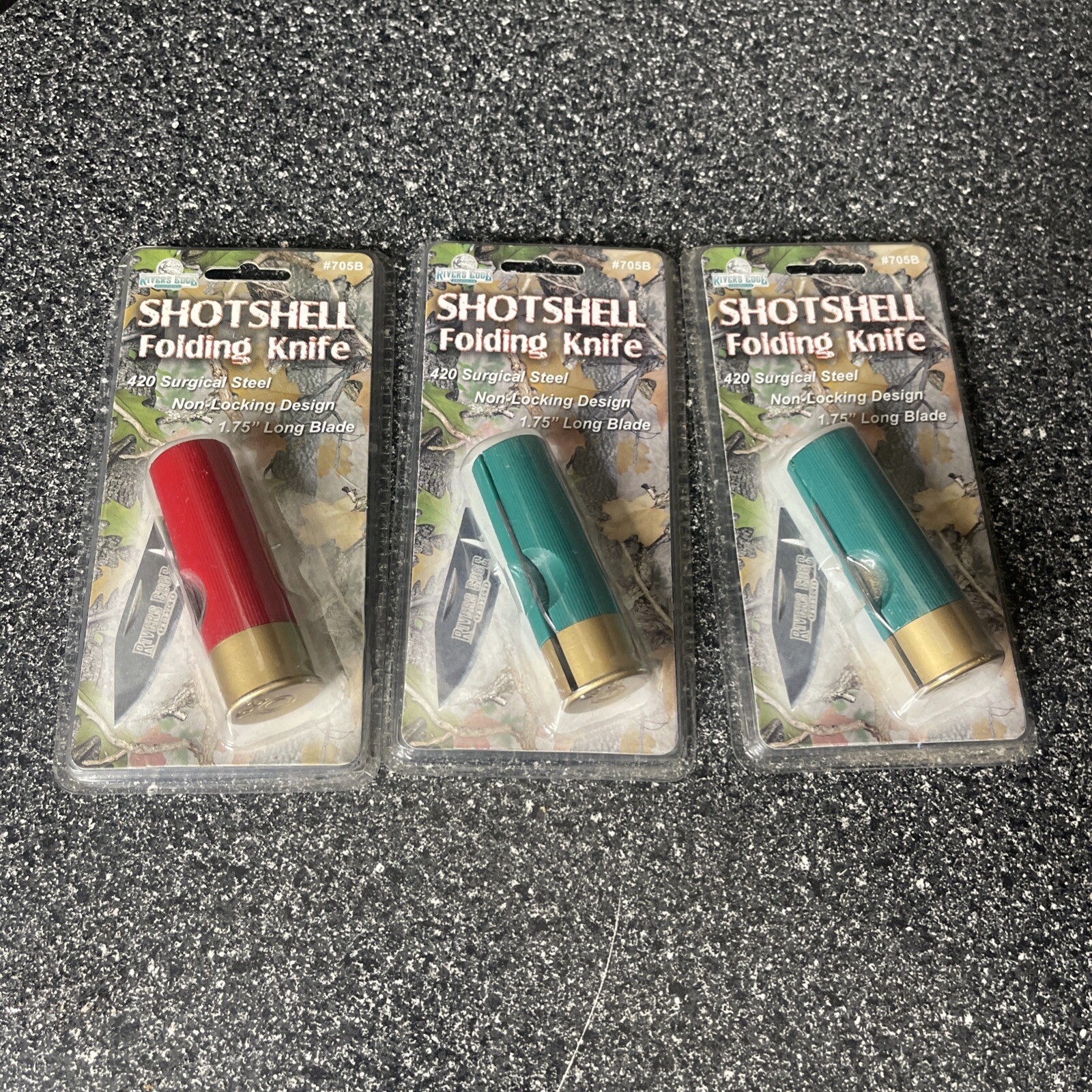 New Rivers Edge Products Red, Green Shotshell Knife Lot Of 3