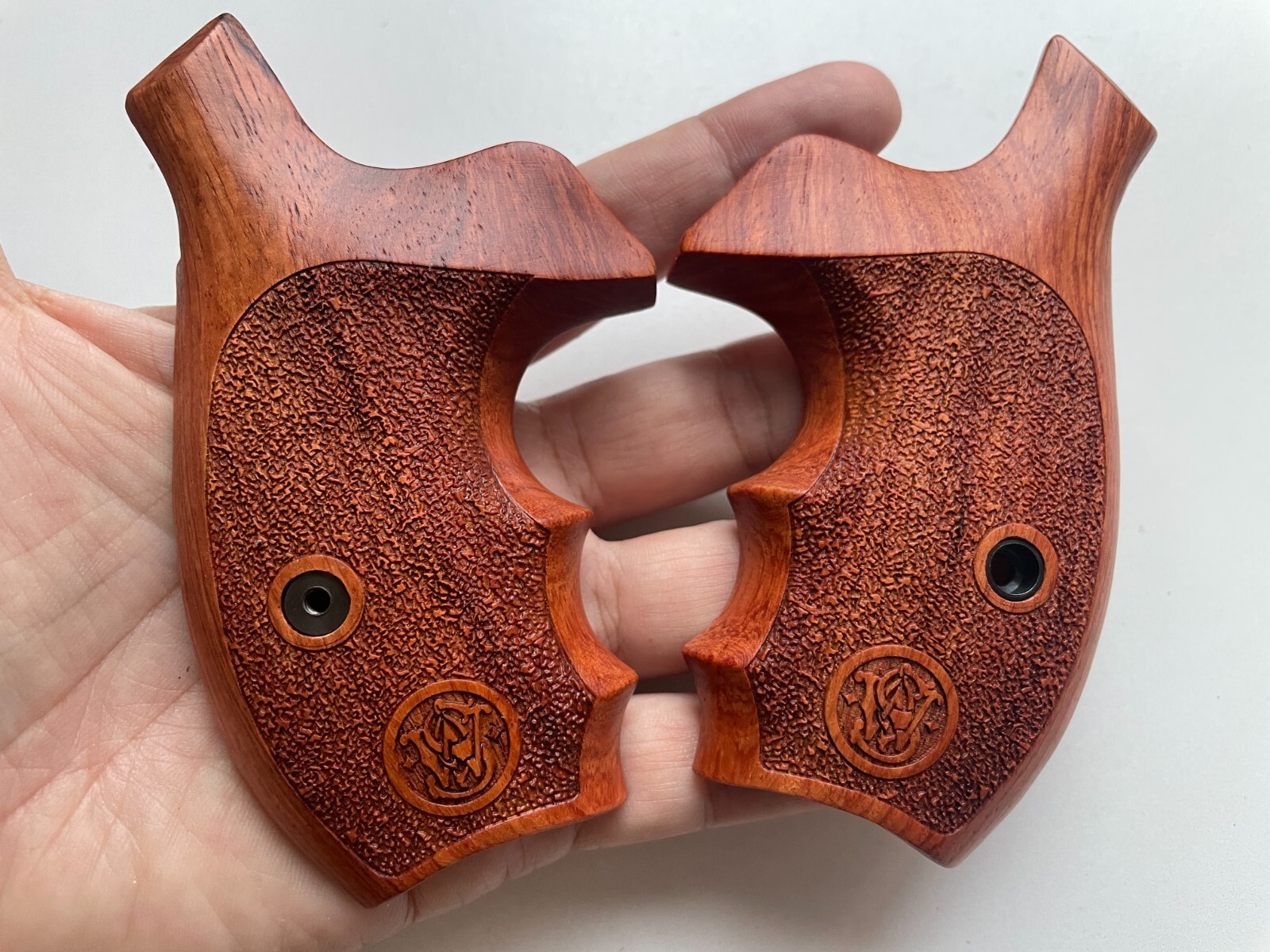 Cool Handle grips for S&W N FRAME, ROUND BUTT GRIPS, Opened back # 002
