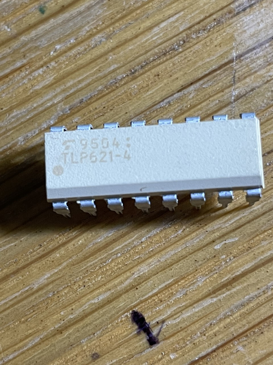 A lot of THREE (3) brand new ISOCOM  TLP621-4  QUAD opto-isolator in DIP-16