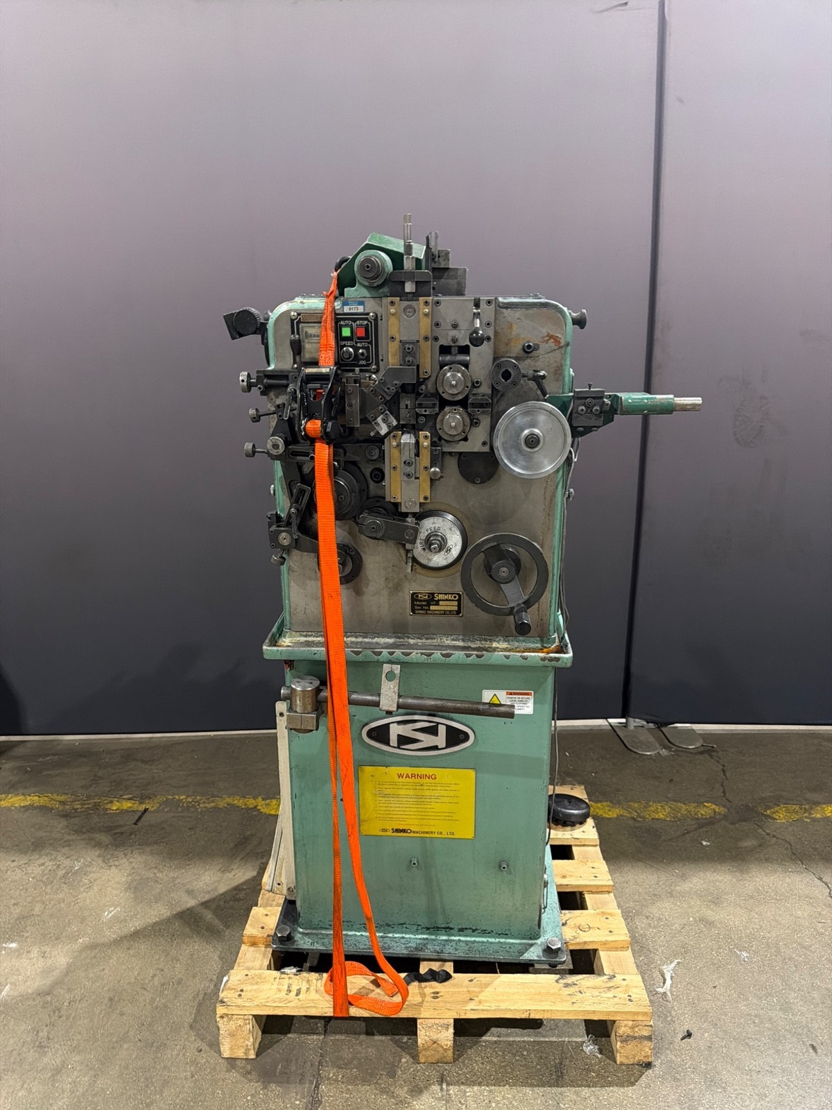 SHINKO VF-712 Wire Forming Machine - USED