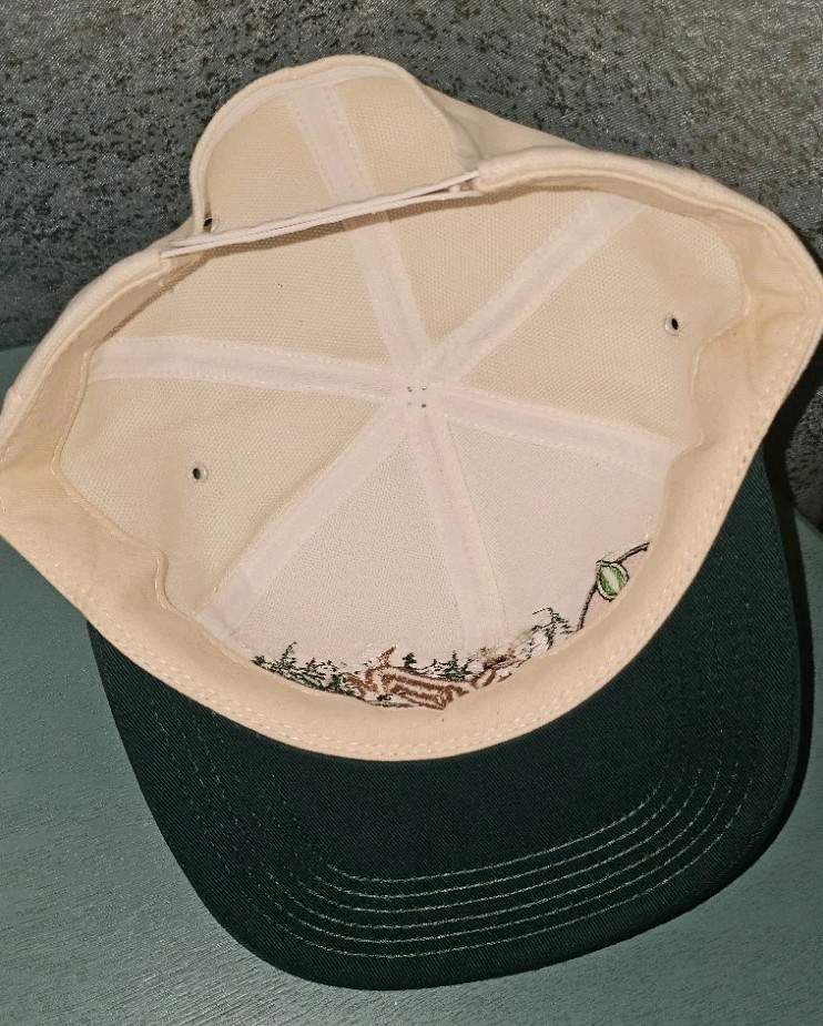 Golden Harvest Deer Buck Snapback Hat Vintage Hunting Outdoors Embroidered Cap