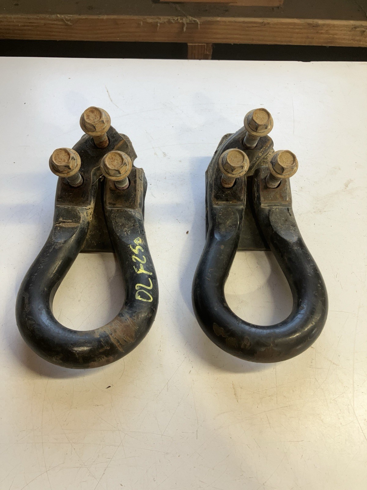 1999-2007 Ford Tow Hook Set F250 F350 F450 F550 1C3417A954AA