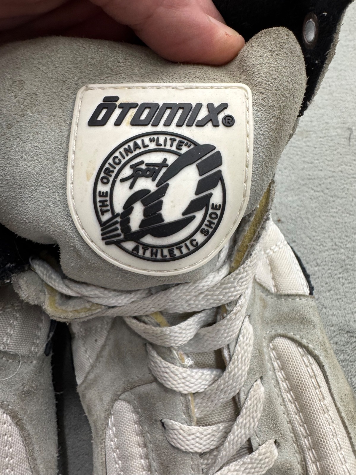 Otomix Original Lite M3000 Men's 10.5 Shoes White Weightlifting MMA-No Insoles