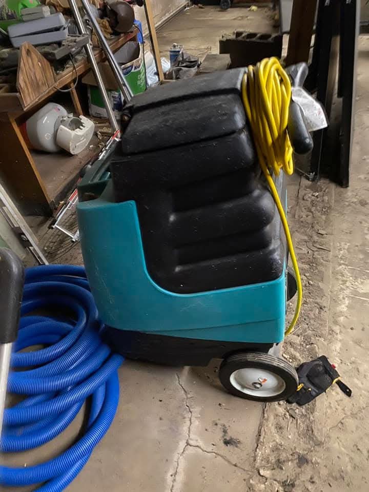 Commercial Carpet Equipment Extractors