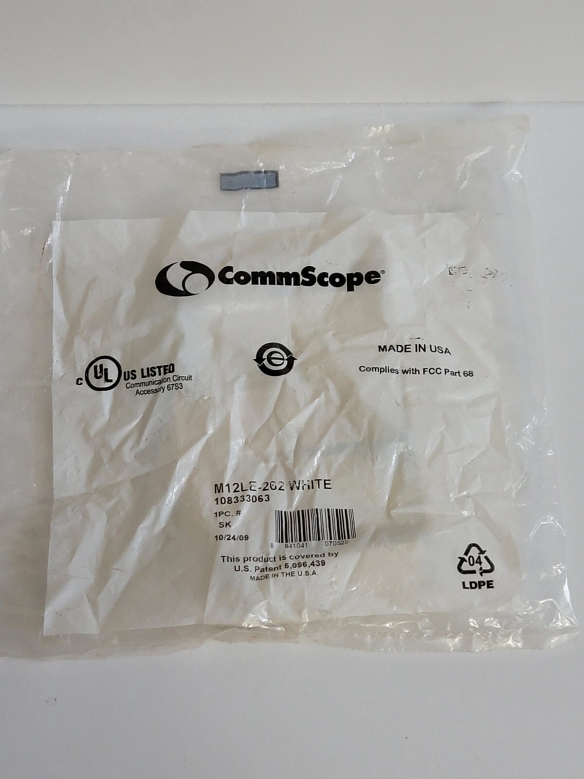 Lot of 10 NEW Commscope M12LE-262 White Faceplates 108333063