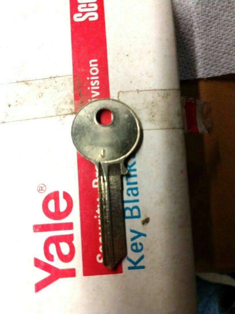 YALE SECURITY KEY BLANK 5 PIN RN12 JMK KEYWAY NOS