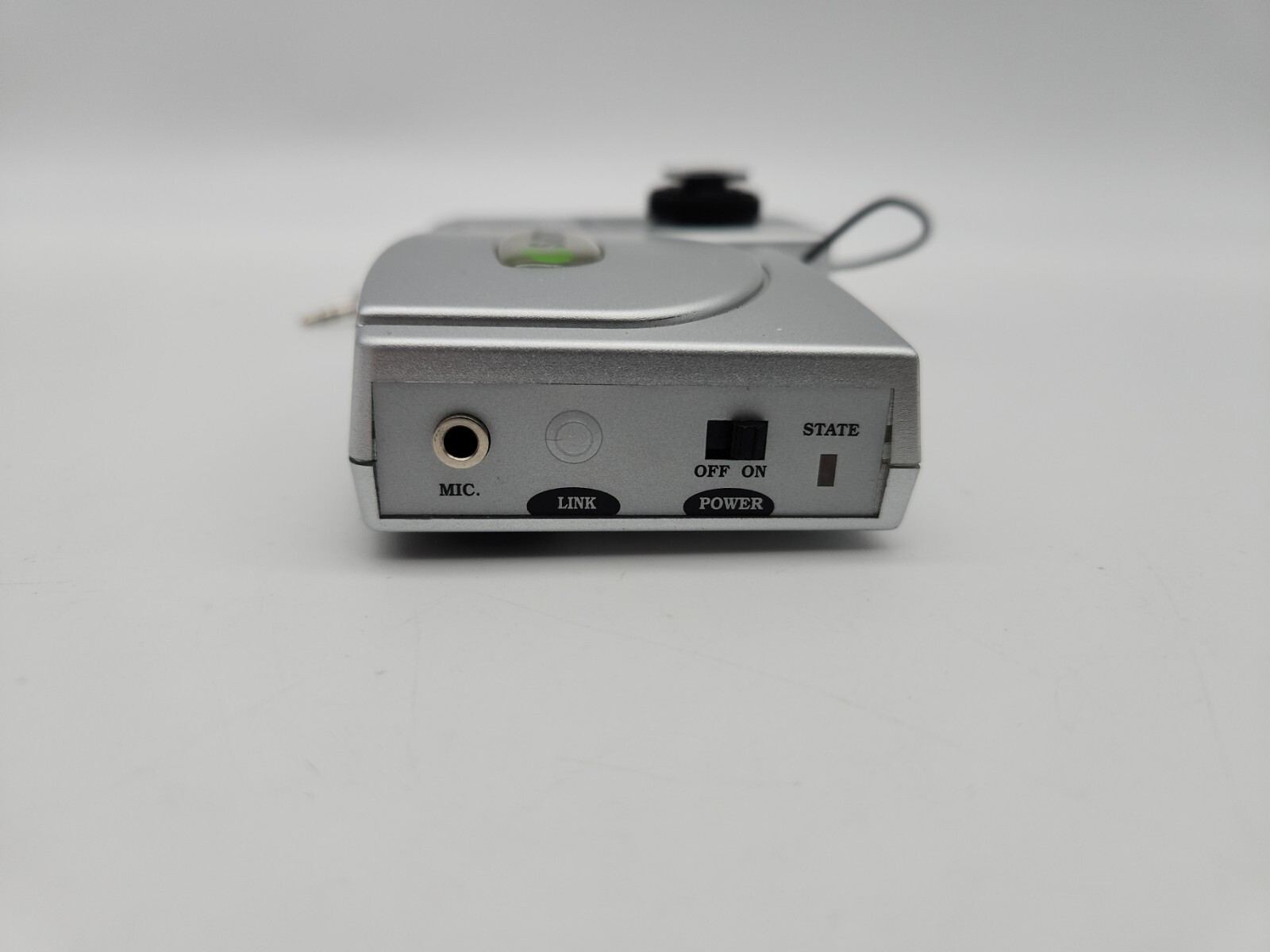 Sima SDW-150 Wireless Microphone System for Digital Camcorders