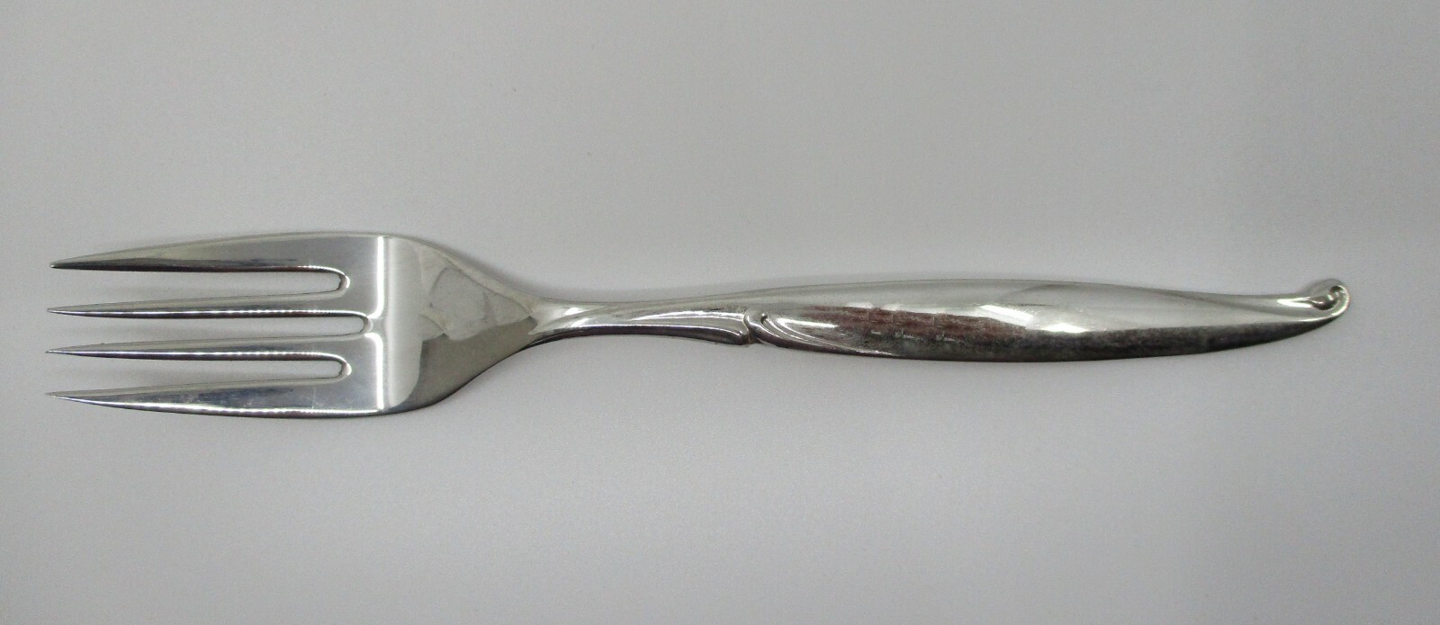 ONEIDA STAINLESS DRIFTWOOD SALAD FORK - 6 3/4" - 01D