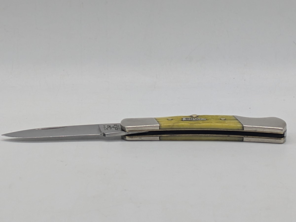 CASE XX Key Lime Bone Lockback Single Blade Folding Pocket Knife (EC3040325)