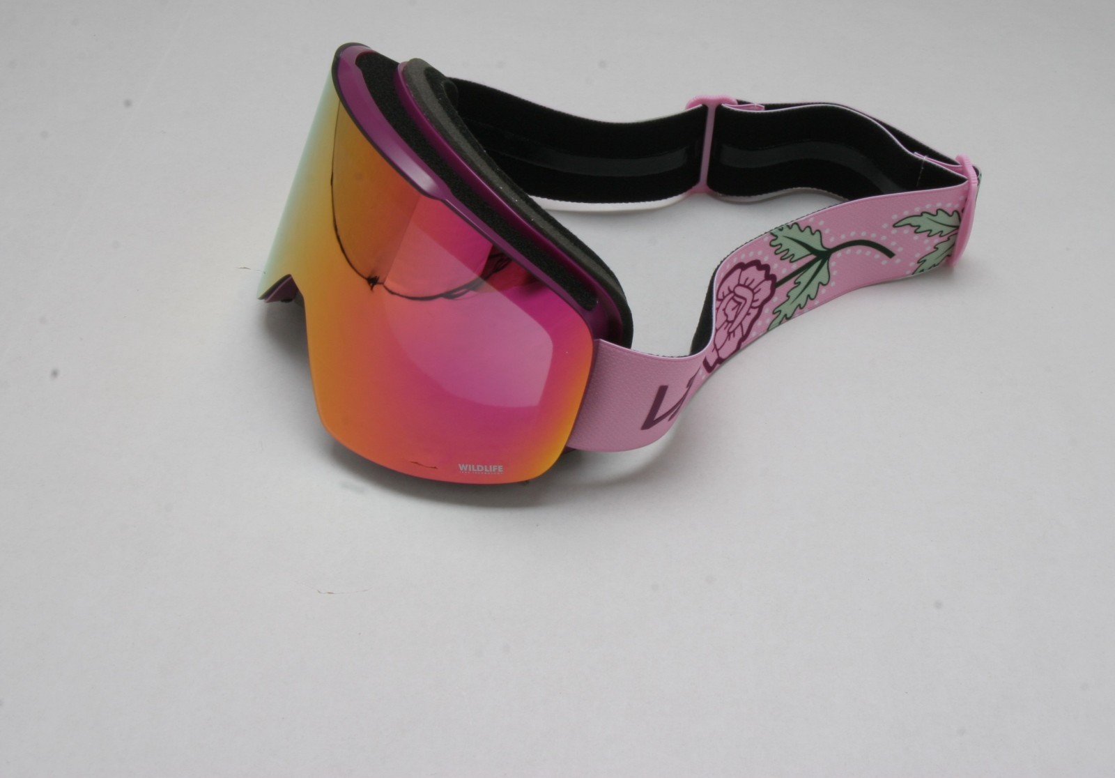 VonZipper Outro Snow Goggles (B4BC-Magenta Satin/Wildlife Cosmic Chrome) PUR