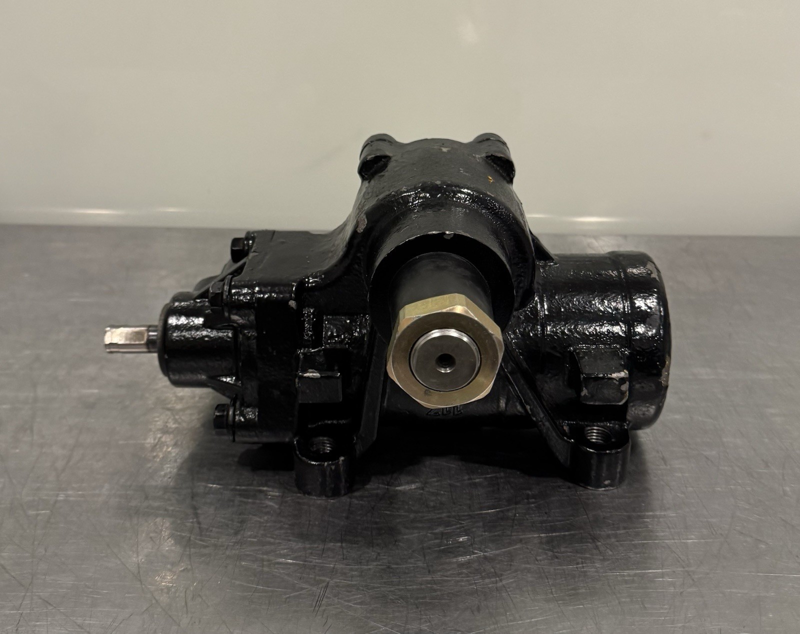 Steering Gearbox EG0200B Heavy Duty NEW! FREE SHIPPING!