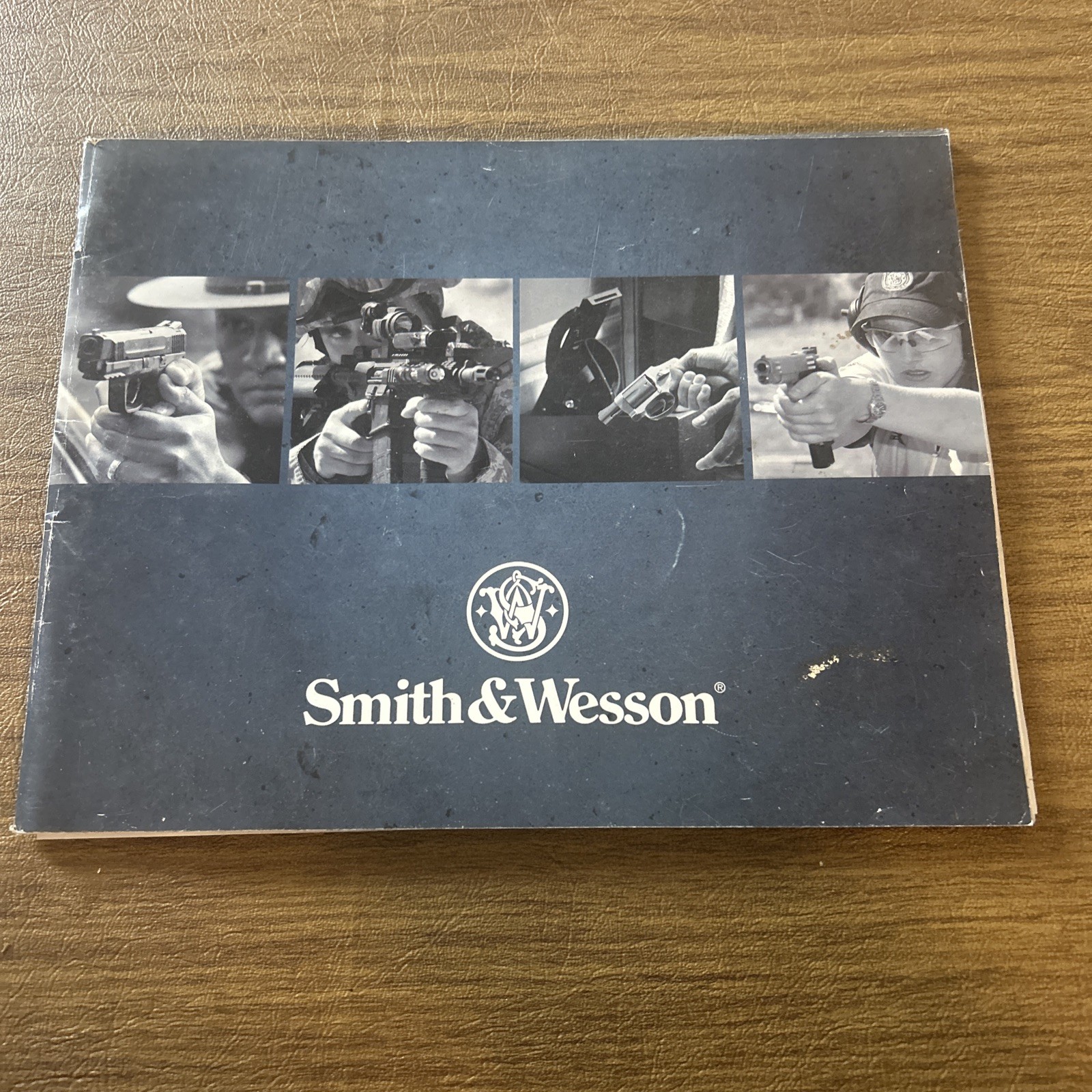 Smith & Wesson 2010 Catalog Law Enforcement/Military/Firearms/Guns/71 Pages