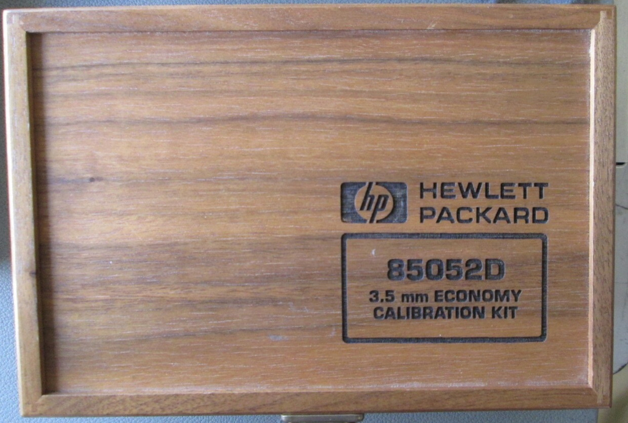 3.5 mm 26.5 GHz Calibration Kit HP 85052D COMPLETE! MADE IN THE USA!