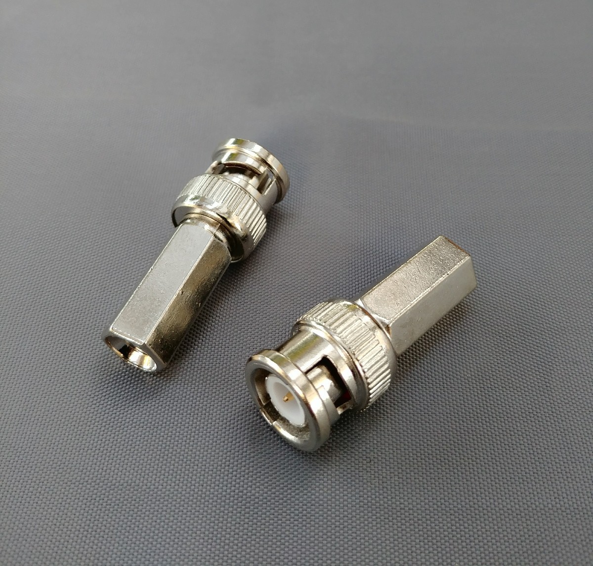 (1 PC) BNC Twist On Male RG59 RG62 Connectors - USA Seller